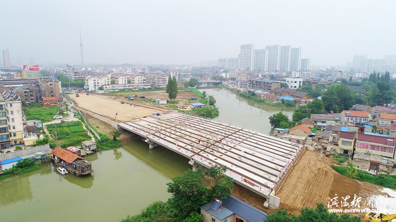 加快建設(shè)的育才路東延工程